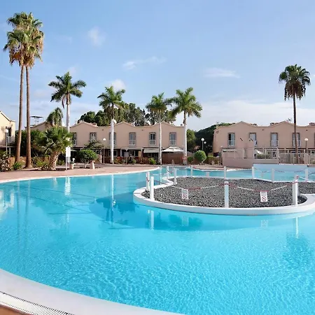 Place Oasis Luxury Pool * マスパロマス